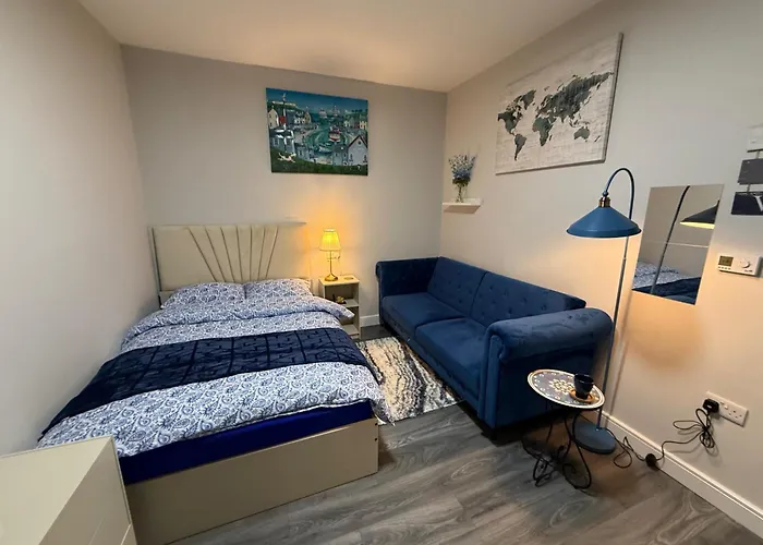 Coastal Comfort City Centre Condo